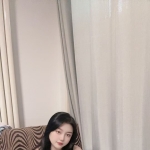 肤白性感大胸两个老师身材好，颜值高，很温柔